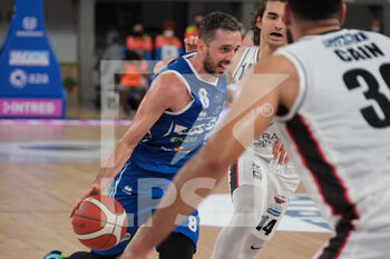 2021-10-03 - Amedeo Della Valle - Germani Basket Brescia - GERMANI BRESCIA VS BERTRAM DERTHONA TORTONA - ITALIAN SERIE A - BASKETBALL