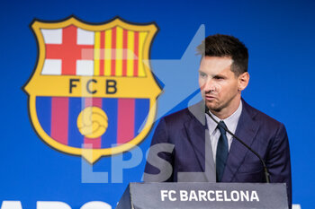 2021-08-08 - Lionel "Leo" Messi during his press conference to talk about his departure from FC Barcelona on August 8, 2021 at Camp Nou stadium in Barcelona, Spain - Photo Marc Gonzalez Aloma / Spain DPPI / DPPI - LIONEL LEO MESSI IN PRESSE CONFERENCE - OTHER - SOCCER