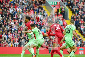 2021-08-08 - Liverpool's defender Virgil Van Dijk (4) headers the ball during the Pre-Season Friendly football match between Liverpool and Athletic Bilbao on August 8, 2021 at Anfield in Liverpool, England - Photo Philip Bryan / ProSportsImages / DPPI - PRE-SEASON FRIENDLY MATCH - LIVERPOOL VS ATHLETIC BILBAO - FRIENDLY MATCH - SOCCER