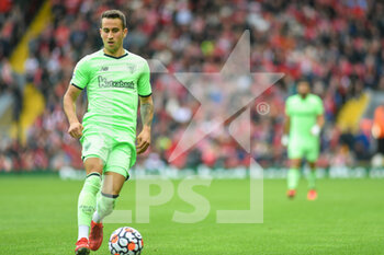 2021-08-08 - Athletic Bilbao's midfielder Alex Berenguer (12) during the Pre-Season Friendly football match between Liverpool and Athletic Bilbao on August 8, 2021 at Anfield in Liverpool, England - Photo Philip Bryan / ProSportsImages / DPPI - PRE-SEASON FRIENDLY MATCH - LIVERPOOL VS ATHLETIC BILBAO - FRIENDLY MATCH - SOCCER