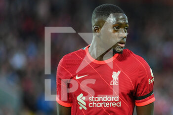 2021-08-09 - Liverpool's defender Ibrahima Konate during the Pre-Season Friendly football match between Liverpool and Osasuna on August 9, 2021 at Anfield in Liverpool, England - Photo Philip Bryan / ProSportsImages / DPPI - PRE-SEASON FRIENDLY FOOTBALL MATCH LIVERPOOL VS OSASUNA - FRIENDLY MATCH - SOCCER