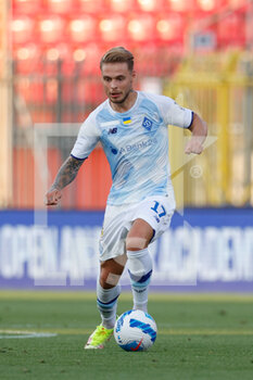 2021-08-14 - Bogdan LEDNEV (FC Dynamo Kyiv) in action - INTER - FC INTERNAZIONALE VS DINAMO KIEV - FRIENDLY MATCH - SOCCER