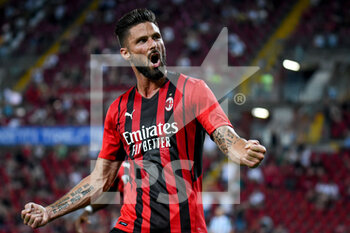 2021-08-14 - Olivier Giroud (Milan) celebrates after scoring a goal - AC MILAN VS PANATHINAIKOS FC - FRIENDLY MATCH - SOCCER