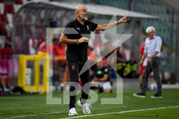 2021-08-14 - Stafano Pioli (Head Coach AC Milan) gestures - AC MILAN VS PANATHINAIKOS FC - FRIENDLY MATCH - SOCCER