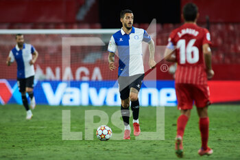 2021-09-09 - Jose Luis "Joselu" Sanmartin of Alaves in action during the football friendly match played between Sevilla Futbol Club and Deportivo Alaves Madrid at Ramon Sanchez-Pizjuan Stadium on September 9, 2021 in Sevilla, Spain - SEVILLA FUTBOL CLUB VS DEPORTIVO ALAVES MADRID AT RAMON SANCHEZ-PIZJUAN STADIUM - FRIENDLY MATCH - SOCCER
