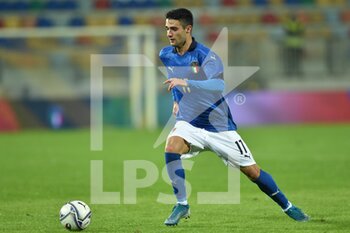 2021-11-16 - FROSINONE, ITALY -  November 16 :  Gabriele Ferrarini  of Italy in Action during  Friendly Match soccer match between  Italy and Romania  at Benito Stirpe on November 12,2021 in Frosinone,Italy  - UNDER 21 TEST MATCH 2021 - ITALY VS ROMANIA - FRIENDLY MATCH - SOCCER