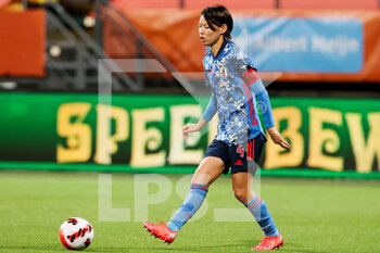 2021-11-29 - Saki Kumagai of Japan during the Women's Friendly football match between The Netherlands and Japan on November 29, 2021 at Cars Jeans Stadion in Den Haag, Netherlands - WOMEN'S FRIENDLY MATCH - THE NETHERLANDS VS JAPAN - FRIENDLY MATCH - SOCCER