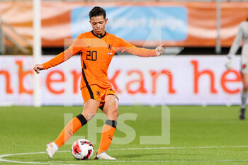2021-11-29 - Samantha van Diemen of the Netherlands during the Women's Friendly football match between The Netherlands and Japan on November 29, 2021 at Cars Jeans Stadion in Den Haag, Netherlands - WOMEN'S FRIENDLY MATCH - THE NETHERLANDS VS JAPAN - FRIENDLY MATCH - SOCCER