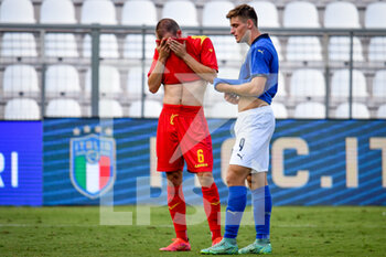 2021-09-07 - Ognjen Obradovic (Montenegro) AND Lorenzo Colombo (Italy) - QUALIFICAZIONI EURO 2023 - ITALIA U21 VS MONTENEGRO - UEFA EUROPEAN - SOCCER