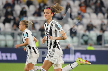 2021-10-13 - Barbara Bonansea (Juventus FC Women) running - JUVENTUS FC VS CHELSEA - UEFA CHAMPIONS LEAGUE WOMEN - SOCCER