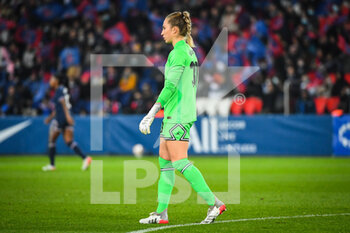 2021-11-09 - Barbora VOTIKOVA of PSG during the UEFA Women's Champions League, Group B football match between Paris Saint-Germain and Real Madrid on November 9, 2021 at Parc des Princes stadium in Paris, France - PARIS SAINT-GERMAIN VS REAL MADRID - UEFA CHAMPIONS LEAGUE WOMEN - SOCCER