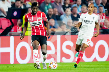 2021-08-24 - Ibrahim Sangare of PSV and Joao Mario of Benfica during the UEFA Champions League, Play-Offs Leg Two football match between PSV and Benfica on August 24, 2021 at Philips Stadion in Eindhoven, Netherlands - Photo Geert van Erven / Orange Pictures / DPPI - PLAY-OFFS LEG TWO PSV VS BENFICA - UEFA CHAMPIONS LEAGUE - SOCCER