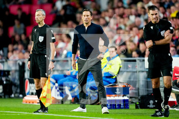 2021-08-24 - Coach Roger Schmidt of PSV during the UEFA Champions League, Play-Offs Leg Two football match between PSV and Benfica on August 24, 2021 at Philips Stadion in Eindhoven, Netherlands - Photo Geert van Erven / Orange Pictures / DPPI - PLAY-OFFS LEG TWO PSV VS BENFICA - UEFA CHAMPIONS LEAGUE - SOCCER