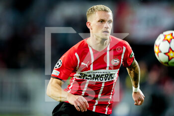 2021-08-24 - Philipp Max of PSV during the UEFA Champions League, Play-Offs Leg Two football match between PSV and Benfica on August 24, 2021 at Philips Stadion in Eindhoven, Netherlands - Photo Geert van Erven / Orange Pictures / DPPI - PLAY-OFFS LEG TWO PSV VS BENFICA - UEFA CHAMPIONS LEAGUE - SOCCER