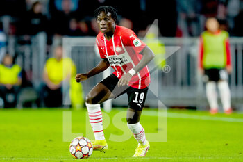 2021-08-24 - Bruma of PSV during the UEFA Champions League, Play-Offs Leg Two football match between PSV and Benfica on August 24, 2021 at Philips Stadion in Eindhoven, Netherlands - Photo Geert van Erven / Orange Pictures / DPPI - PLAY-OFFS LEG TWO PSV VS BENFICA - UEFA CHAMPIONS LEAGUE - SOCCER