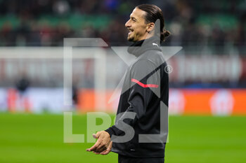 2021-11-03 - Zlatan Ibrahimovic of AC Milan reacts during the UEFA Champions League 2021/22 Group Stage - Group B football match between AC Milan and FC Porto at Giuseppe Meazza Stadium, Milan, Italy on November 03, 2021 - AC MILAN VS FC PORTO - UEFA CHAMPIONS LEAGUE - SOCCER