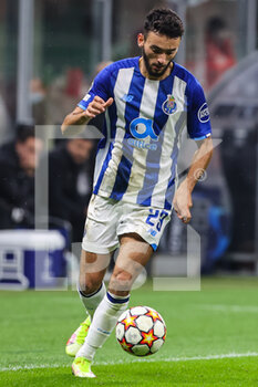 2021-11-03 - Joao Mario of FC Porto in action during the UEFA Champions League 2021/22 Group Stage - Group B football match between AC Milan and FC Porto at Giuseppe Meazza Stadium, Milan, Italy on November 03, 2021 - AC MILAN VS FC PORTO - UEFA CHAMPIONS LEAGUE - SOCCER