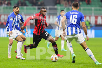 2021-11-03 - Pierre Kalulu of AC Milan in action during the UEFA Champions League 2021/22 Group Stage - Group B football match between AC Milan and FC Porto at Giuseppe Meazza Stadium, Milan, Italy on November 03, 2021 - AC MILAN VS FC PORTO - UEFA CHAMPIONS LEAGUE - SOCCER