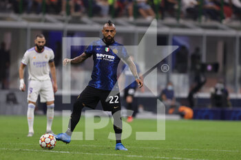 2021-09-15 - Arturo Vidal of FC Internazionale in action during the UEFA Champions League 2021/22 Group Stage - Group D football match between FC Internazionale and Real Madrid CF at Giuseppe Meazza Stadium, Milan, Italy on September 15, 2021 - GROUP D - INTER - FC INTERNAZIONALE VS REAL MADRID - UEFA CHAMPIONS LEAGUE - SOCCER