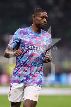 2021-09-15 - David Alaba of Real Madrid CF warms up during the UEFA Champions League 2021/22 Group Stage - Group D football match between FC Internazionale and Real Madrid CF at Giuseppe Meazza Stadium, Milan, Italy on September 15, 2021 - GROUP D - INTER - FC INTERNAZIONALE VS REAL MADRID - UEFA CHAMPIONS LEAGUE - SOCCER