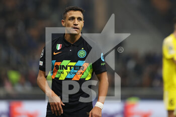 2021-10-19 - Alexis Sanchez of FC Internazionale reacts during the UEFA Champions League 2021/22 Group Stage - Group D football match between FC Internazionale and FC Sheriff Tiraspol at Giuseppe Meazza Stadium, Milan, Italy on October 19, 2021 - INTER - FC INTERNAZIONALE VS SHERIFF TIRASPOL - UEFA CHAMPIONS LEAGUE - SOCCER