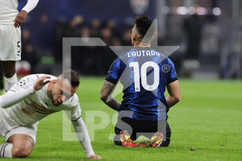 2021-11-24 - Lautaro Martinez of FC Internazionale reacts during the UEFA Champions League 2021/22 Group Stage - Group D football match between FC Internazionale and FC Shakhtar Donetsk at Giuseppe Meazza Stadium, Milan, Italy on November 24, 2021 - INTER - FC INTERNAZIONALE VS SHAKHTAR DONETSK - UEFA CHAMPIONS LEAGUE - SOCCER