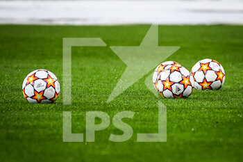 2021-09-14 - Illustration of the adidas match ball during the UEFA Champions League, Group Stage, Group G football match between Lille OSC (LOSC) and Verein fur Leibesubungen Wolfsburg on September 14, 2021 at Pierre Mauroy Stadium in Villeneuve-d'Ascq, France - LILLE OSC (LOSC) AND VEREIN FUR LEIBESUBUNGEN WOLFSBURG - UEFA CHAMPIONS LEAGUE - SOCCER