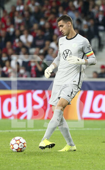 2021-09-14 - Goalkeeper of Wolfsburg Koen Casteels during the UEFA Champions League, Group Stage, Group G football match between Lille OSC (LOSC) and VfL Wolfsburg on September 14, 2021 at Stade Pierre Mauroy in Villeneuve-d?Ascq near Lille, France - LILLE OSC (LOSC) AND VEREIN FUR LEIBESUBUNGEN WOLFSBURG - UEFA CHAMPIONS LEAGUE - SOCCER