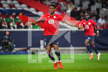 2021-09-14 - Jonathan DAVID of Lille during the UEFA Champions League, Group Stage, Group G football match between Lille OSC (LOSC) and Verein fur Leibesubungen Wolfsburg on September 14, 2021 at Pierre Mauroy Stadium in Villeneuve-d'Ascq, France - LILLE OSC (LOSC) AND VEREIN FUR LEIBESUBUNGEN WOLFSBURG - UEFA CHAMPIONS LEAGUE - SOCCER