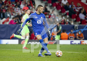 2021-09-14 - Goalkeeper of Lille Ivo Grbic during the UEFA Champions League, Group Stage, Group G football match between Lille OSC (LOSC) and VfL Wolfsburg on September 14, 2021 at Stade Pierre Mauroy in Villeneuve-d?Ascq near Lille, France - LILLE OSC (LOSC) AND VEREIN FUR LEIBESUBUNGEN WOLFSBURG - UEFA CHAMPIONS LEAGUE - SOCCER