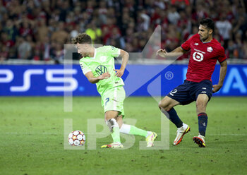 2021-09-14 - Luka Waldschmidt of Wolfsburg during the UEFA Champions League, Group Stage, Group G football match between Lille OSC (LOSC) and VfL Wolfsburg on September 14, 2021 at Stade Pierre Mauroy in Villeneuve-d?Ascq near Lille, France - LILLE OSC (LOSC) AND VEREIN FUR LEIBESUBUNGEN WOLFSBURG - UEFA CHAMPIONS LEAGUE - SOCCER