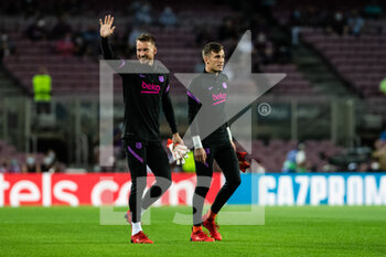 2021-09-14 - Neto of FC Barcelona gestures during the warming up during the UEFA Champions League, football match played between FC Barcelona and Bayern Munich at Camp Nou Stadium on September 14, 2021, in Barcelona, Spain - FC BARCELONA VS BAYERN MUNICH - UEFA CHAMPIONS LEAGUE - SOCCER