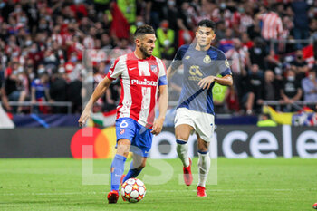 2021-09-15 - Koke Resurreccion of Atletico de Madrid controls the ball during the UEFA Champions League, Group B, football match played between Atletico de Madrid and FC Porto at Wanda Metropolitano stadium on September 15, 2021, in Madrid, Spain - GROUP B - ATLETICO DE MADRID VS FC PORTO - UEFA CHAMPIONS LEAGUE - SOCCER