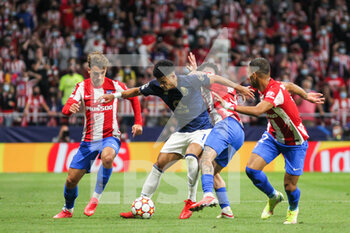 2021-09-15 - Antoine Griezmann of Atletico de Madrid and Luis Diaz of Porto, in action during the UEFA Champions League, Group B, football match played between Atletico de Madrid and FC Porto at Wanda Metropolitano stadium on September 15, 2021, in Madrid, Spain - GROUP B - ATLETICO DE MADRID VS FC PORTO - UEFA CHAMPIONS LEAGUE - SOCCER
