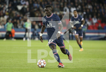 2021-09-28 - Idrissa Gueye Gana of PSG during the UEFA Champions League, Group A football match between Paris Saint-Germain and Manchester City on September 28, 2021 at Parc des Princes stadium in Paris, France - PARIS SAINT-GERMAIN VS MANCHESTER CITY - UEFA CHAMPIONS LEAGUE - SOCCER