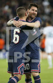 2021-09-28 - Lionel Messi of PSG celebrates his goal with Marco Verratti of PSG during the UEFA Champions League, Group A football match between Paris Saint-Germain and Manchester City on September 28, 2021 at Parc des Princes stadium in Paris, France - PARIS SAINT-GERMAIN VS MANCHESTER CITY - UEFA CHAMPIONS LEAGUE - SOCCER