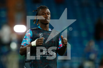 2021-09-28 - Eduardo Camavinga of Real Madrid warms up during the UEFA Champions League, Group D football match between Real Madrid and FC Sheriff Tiraspol on Septenber 28, 2021 at Santiago Bernabeu stadium in Madrid, Spain - REAL MADRID VS FC SHERIFF TIRASPOL - UEFA CHAMPIONS LEAGUE - SOCCER