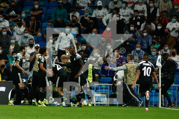 2021-09-28 - Sebastien Thill of Sheriff celebrates a goal with teammates during the UEFA Champions League, Group D football match between Real Madrid and FC Sheriff Tiraspol on Septenber 28, 2021 at Santiago Bernabeu stadium in Madrid, Spain - REAL MADRID VS FC SHERIFF TIRASPOL - UEFA CHAMPIONS LEAGUE - SOCCER