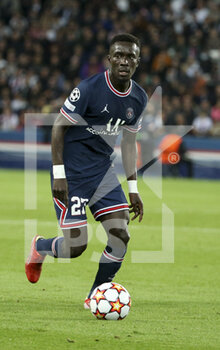 2021-10-19 - Idrissa Gueye Gana of PSG during the UEFA Champions League Group A football match between Paris Saint-Germain (PSG) and RB Leipzig on October 19, 2021 at Parc des Princes stadium in Paris, France - PARIS SAINT-GERMAIN VS RB LEIPZIG - UEFA CHAMPIONS LEAGUE - SOCCER