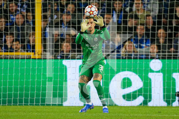 2021-10-19 - Goalkeeper Ederson of Manchester City during the UEFA Champions League, Group A football match between Club Brugge KV and Manchester City on October 19, 2021 at Jan Breydelstadion in Bruges, Belgium - CLUB BRUGGE KV VS MANCHESTER CITY - UEFA CHAMPIONS LEAGUE - SOCCER