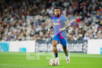 2021-10-20 - Memphis Depay of FC Barcelona during the UEFA Champions League, Group E football match between FC Barcelona and Dinamo Kiev on October 20, 2021 at Camp Nou stadium in Barcelona, Spain - FC BARCELONA VS DINAMO KIEV - UEFA CHAMPIONS LEAGUE - SOCCER