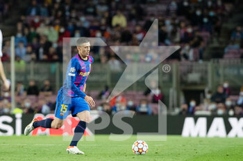 2021-10-20 - Clement Lenglet of FC Barcelona during the UEFA Champions League, Group E football match between FC Barcelona and Dinamo Kiev on October 20, 2021 at Camp Nou stadium in Barcelona, Spain - FC BARCELONA VS DINAMO KIEV - UEFA CHAMPIONS LEAGUE - SOCCER
