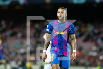 2021-10-20 - Memphis Depay of FC Barcelona during the UEFA Champions League, Group E football match between FC Barcelona and Dinamo Kiev on October 20, 2021 at Camp Nou stadium in Barcelona, Spain - FC BARCELONA VS DINAMO KIEV - UEFA CHAMPIONS LEAGUE - SOCCER