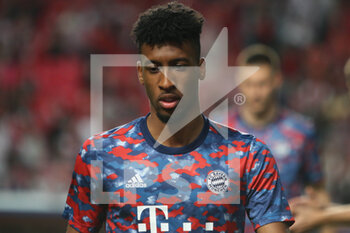 2021-10-20 - Kingsley Coman of Bayern Munich warms up during the UEFA Champions League, Group E football match between SL Benfica and Bayern Munich on October 20, 2021 at Estadio da Luz in Lisbon, Portugal - SL BENFICA VS BAYERN MUNICH - UEFA CHAMPIONS LEAGUE - SOCCER