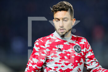 2021-11-02 - Alex Telles (27) of Manchester United warms up during the UEFA Champions League, Group F football match between Atalanta BC and Manchester United on November 2, 2021 at Gewiss Stadium in Bergamo, Italy - ATALANTA BC VS MANCHESTER UNITED - UEFA CHAMPIONS LEAGUE - SOCCER