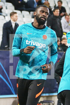 2021-11-02 - Antonio Rudiger of FC Chelsea warms up during the UEFA Champions League, Group H football match between Malmo FF and Chelsea FC on November 2, 2021 at Eleda Stadion in Malmo, Sweden - MALMO FF VS CHELSEA FC - UEFA CHAMPIONS LEAGUE - SOCCER