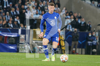 2021-11-02 - Ross Barkley of FC Chelsea during the UEFA Champions League, Group H football match between Malmo FF and Chelsea FC on November 2, 2021 at Eleda Stadion in Malmo, Sweden - MALMO FF VS CHELSEA FC - UEFA CHAMPIONS LEAGUE - SOCCER