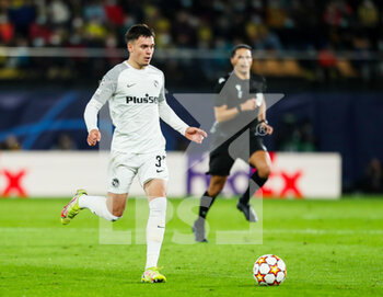 2021-11-02 - Fabian Rieder of Young Boys during the UEFA Champions League, Group F football match between Villarreal CF and BSC Young Boys on November 2, 2021 at the Ceramica Stadium in Castellon, Spain - VILLARREAL CF VS BSC YOUNG BOYS - UEFA CHAMPIONS LEAGUE - SOCCER