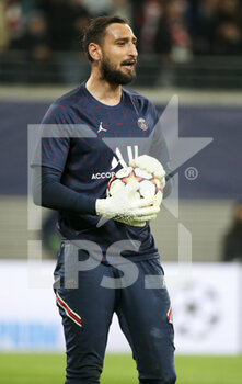 2021-11-03 - Goalkeeper of PSG Gianluigi Donnarumma during the UEFA Champions League, Group A football match between RB Leipzig and Paris Saint-Germain (PSG) on November 3, 2021 at Red Bull Arena in Leipzig, Germany - RB LEIPZIG VS PARIS SAINT-GERMAIN - UEFA CHAMPIONS LEAGUE - SOCCER