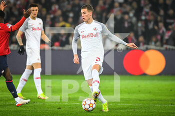 2021-11-23 - Luka SUCIC of RB Salzbourg during the UEFA Champions League, Group G football match between Lille LOSC and FC Salzburg on November 23, 2021 at Pierre Mauroy stadium in Villeneuve-d'Ascq near Lille, France - LILLE LOSC VS FC SALZBURG - UEFA CHAMPIONS LEAGUE - SOCCER